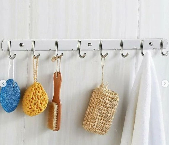 WALL MOUNT HOOK HANGER