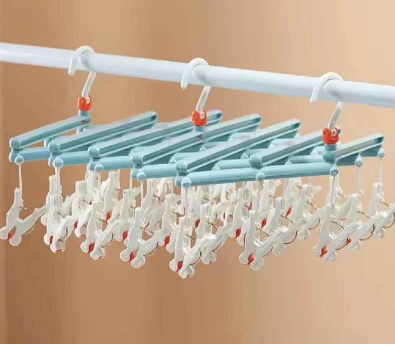 FOLDING CLOTHES HANGER WHITE