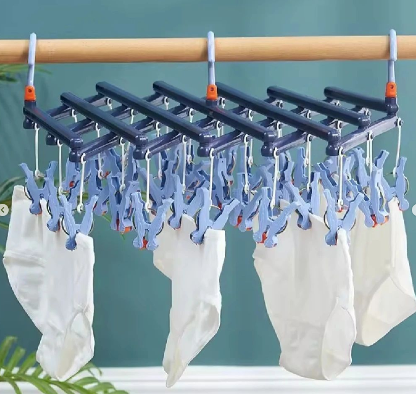 FOLDING CLOTHES HANGER WHITE