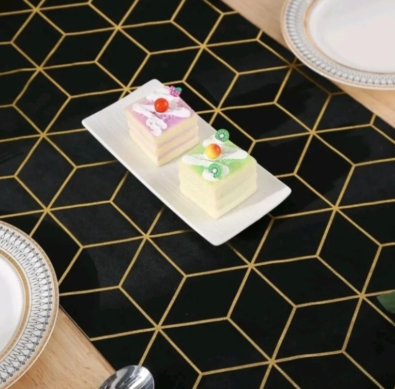 GEOMETRIC PATTERN TABLE RUNNER WITH TASSEL