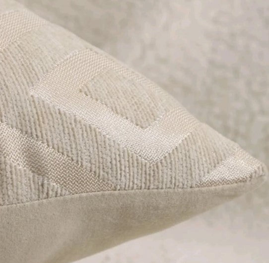 GEOMETRIC JACQUARD CUSHION COVER